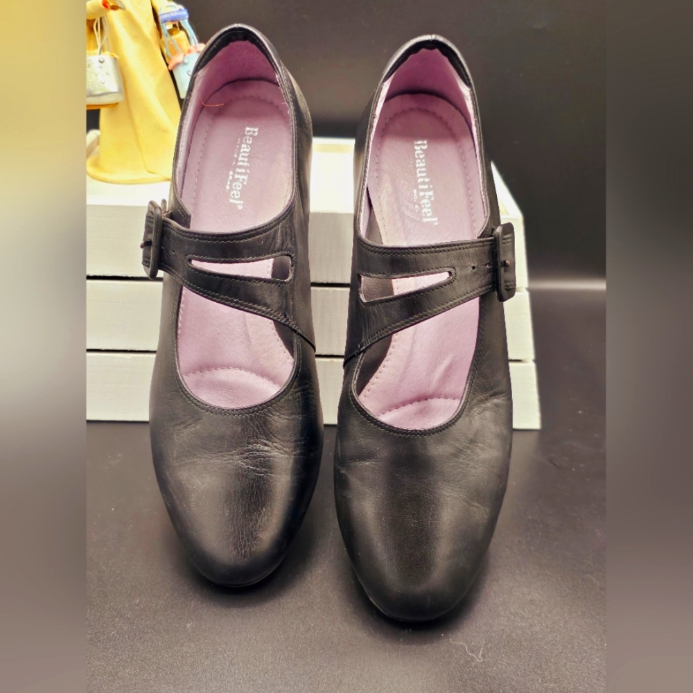 *CLEARANCE* The 'Tara' Mary-Jane by BeautiFeel 😍 sz 41